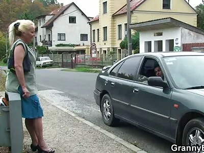 Блондинка глибока глотка, російський порно фільм як повія
